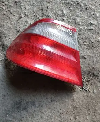 Mercedes-Benz CLK A208 C208 Rear/tail lights