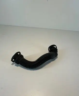 Skoda Superb B8 (3V) Breather/breather pipe/hose 04l103493