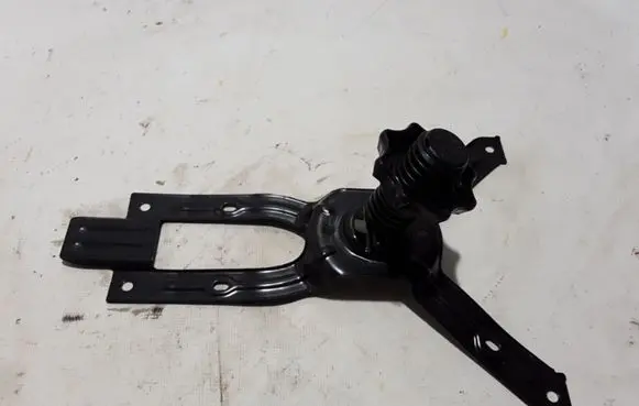 Audi A6 S6 C8 4K Spare wheel mounting bracket 4K0802717