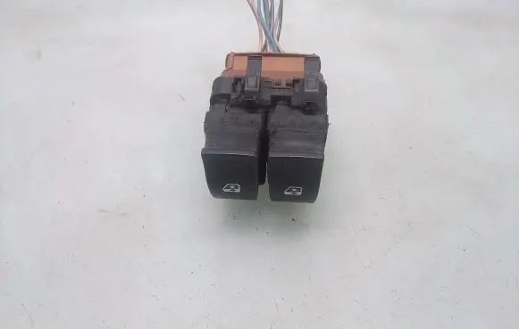 Renault Scenic I Electric window control switch
