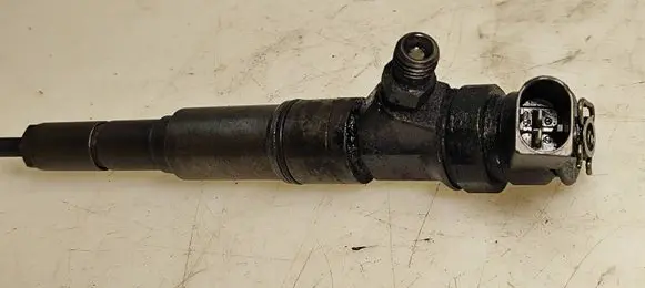 BMW X5 E53 Fuel injector 0445110131 7789661