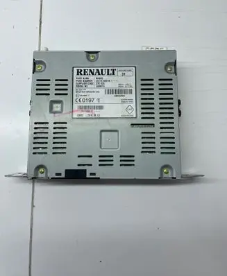 Renault Kadjar Radio/CD/DVD/GPS head unit 281158851R 606442904