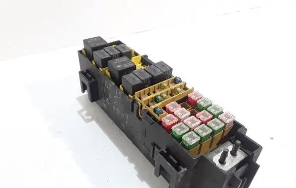 Jeep Cherokee Fuse module 56009978