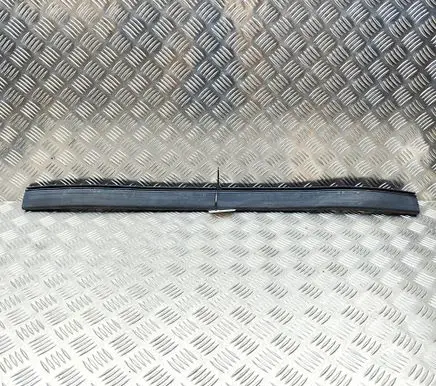 BMW X6 G06 Engine compartment rubber 7418184