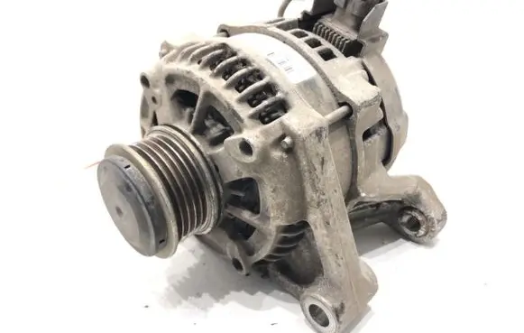 Opel Corsa E Generator/alternator 13585664