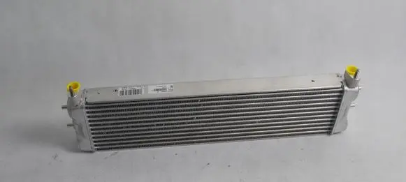 BMW 5 G30 G31 Intercooler radiator 2284260
