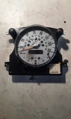 Mini One - Cooper R50 - 53 Speedometer (instrument cluster) AR0039005 62116924913