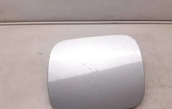 Lexus IS 200-300 Fuel tank cap