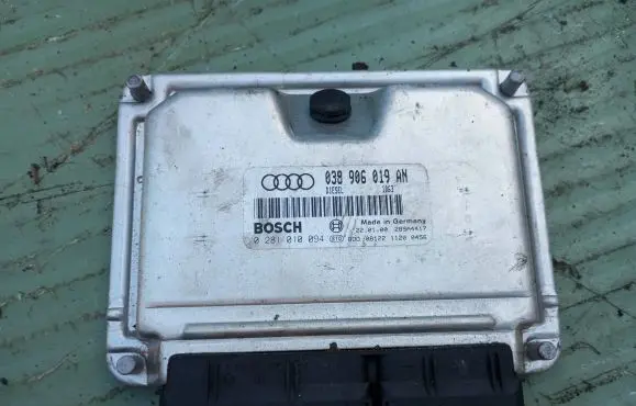 Audi A6 S6 C5 4B Engine control unit/module 038906019AN 28SA4417 0281010094