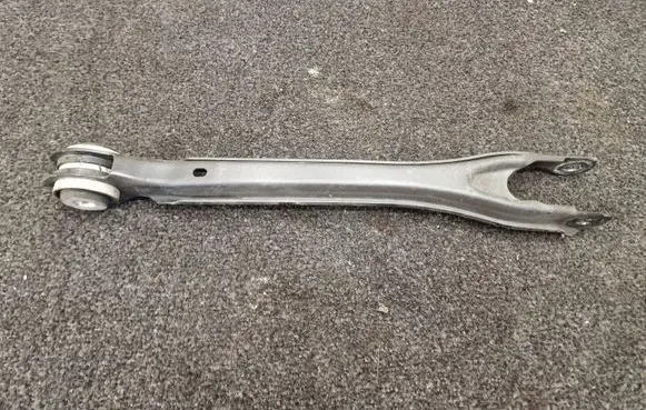 Rear control arm