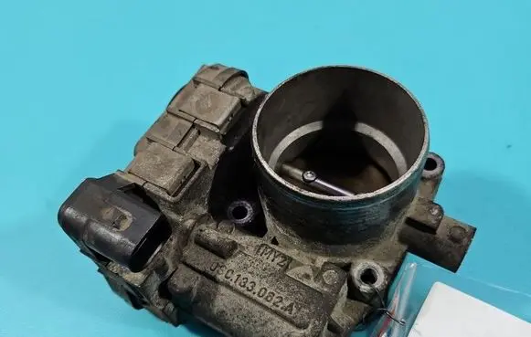 Volkswagen Golf V Throttle body valve 03C133062A IMPRK1578365