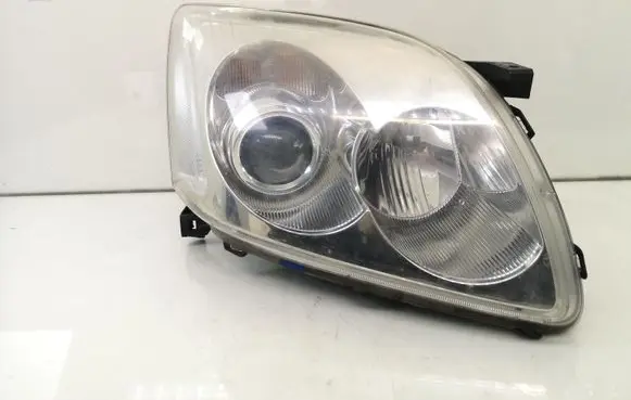 Toyota Avensis T250 Headlight/headlamp