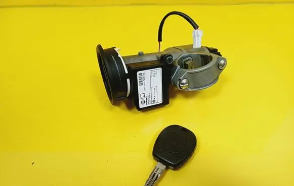 Nissan Primera Ignition lock 28590C9965 5WK48043C