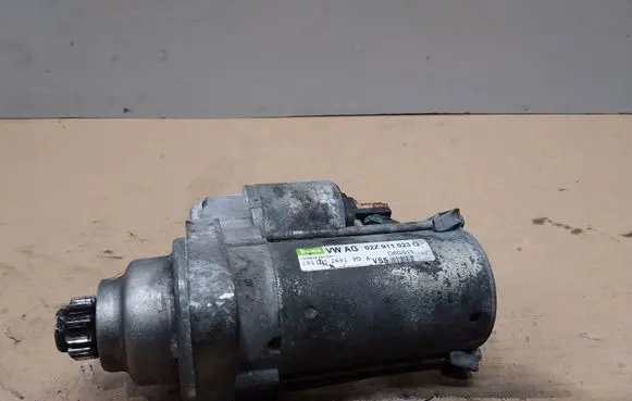 Volkswagen PASSAT B6 Starter motor 02Z911023G