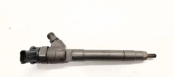 Fuel injector