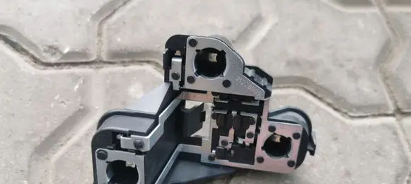 Volvo V40 Tail light bulb cover holder 31299833
