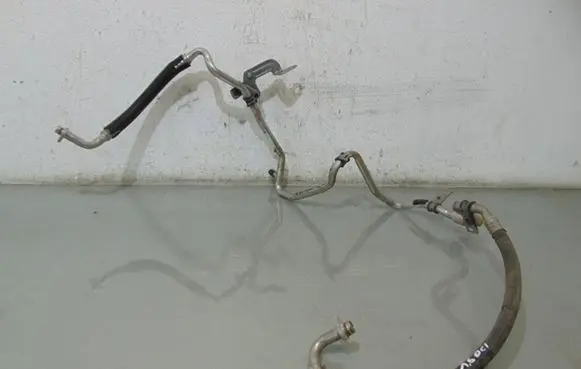Renault Trafic III (X82) Air conditioning (A/C) pipe/hose