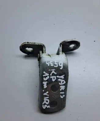 Toyota Yaris Front door upper hinge