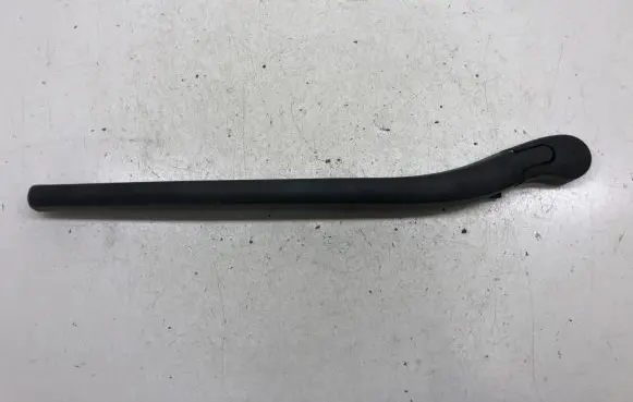 BMW 5 E60 E61 Rear wiper blade 61627066173 7066173