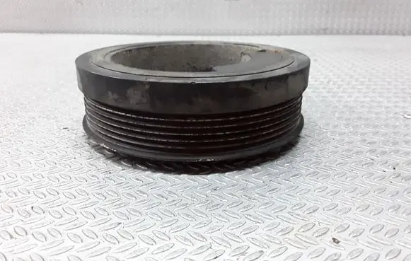 Volkswagen Polo III 6N 6N2 6NF Crankshaft pulley 045105243