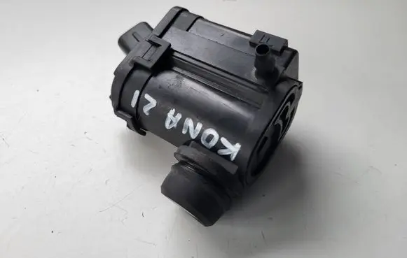 Hyundai Kona I Windscreen/windshield washer pump