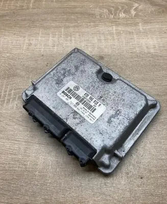 Volkswagen PASSAT B5 Engine control unit/module ECU 038906018N 0281001727