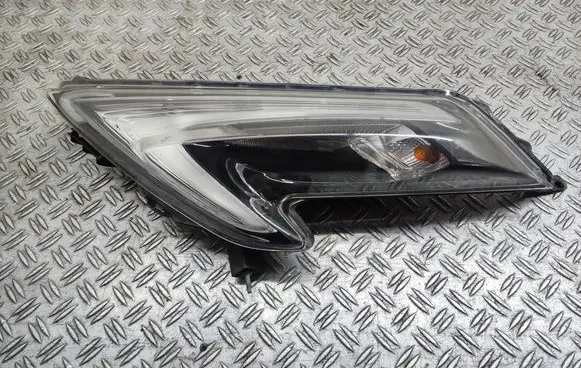 Nissan Juke I F15 Headlight/headlamp 90049101 26125BV80A