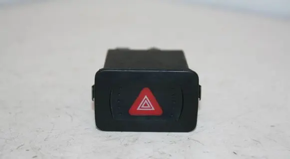 Volkswagen Golf IV Hazard light switch 1J0953235C