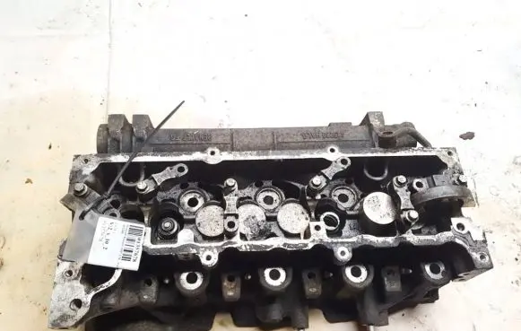 Renault Kangoo I Engine head 415280