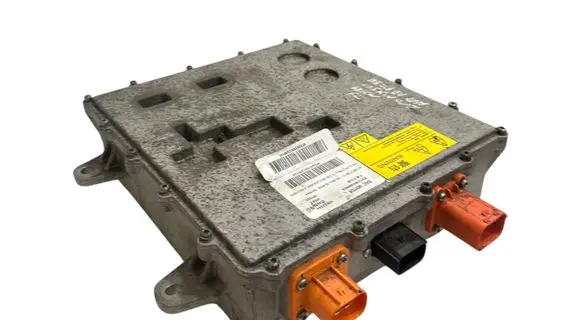 MG ZS Battery charger (optional) 10822241 ZS10BC6600A