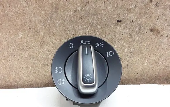 Light switch