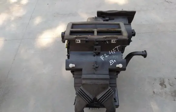 Ford Focus Interior heater climate box assembly 