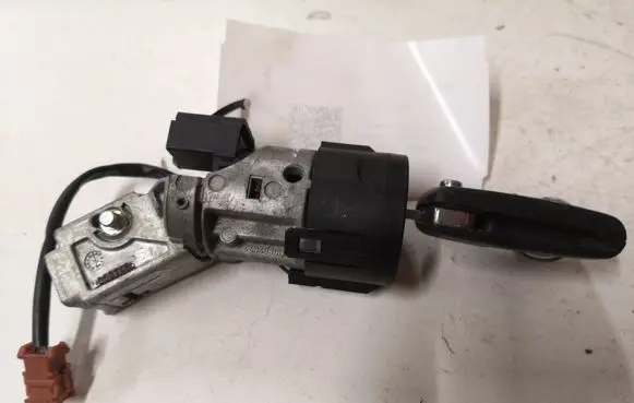 Peugeot 407 Ignition lock 9648445180