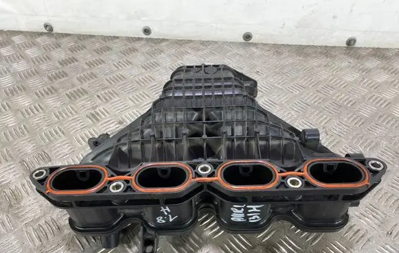 Toyota Auris E180 Intake manifold 1105865S01