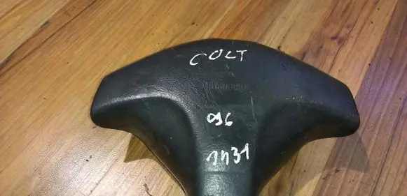 Mitsubishi Colt Steering wheel airbag 175024322