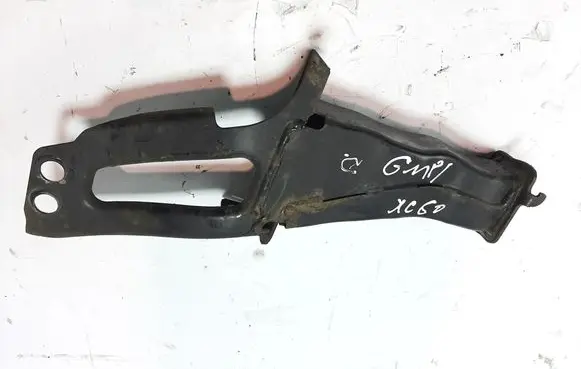 Volvo XC60 Radiator support slam panel bracket 