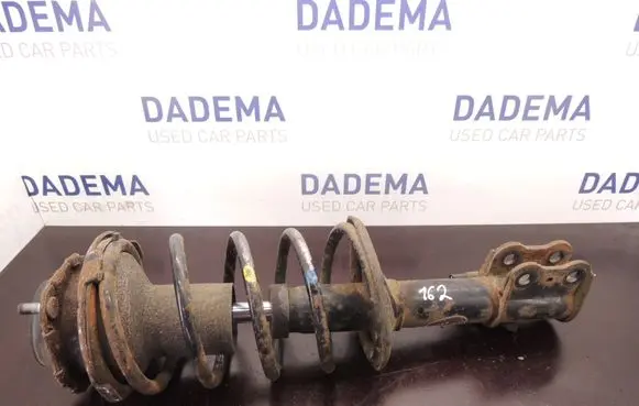 Toyota Avensis T220 Front shock absorber with coil spring D162