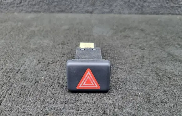 Audi A4 S4 B7 8E 8H Hazard light switch 8E0941509