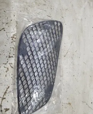 Mercedes-Benz E W212 Front bumper lower grill A2128850623