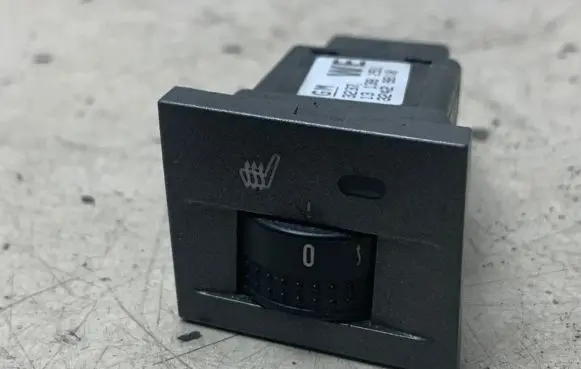 Opel Vectra C Seat heating switch 13138251 32429810 3237