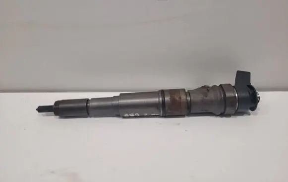 BMW 3 E90 E91 Fuel injectors set 044110209