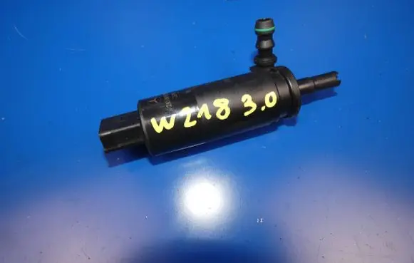 Mercedes-Benz CLS C218 X218 Headlight washer pump 2108691221 2611
