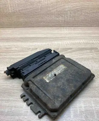 Renault Espace III Engine control unit/module ECU 7700113421 S110030002F WITHPLUG