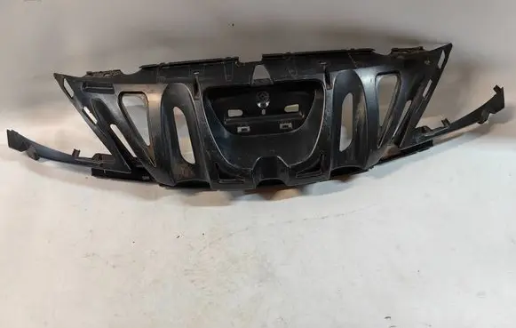 Peugeot 206+ Rear bumper mounting bracket 9686460780