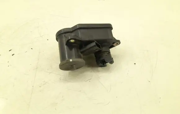 Mercedes-Benz A W169 other engine part 6401500494 6401500594