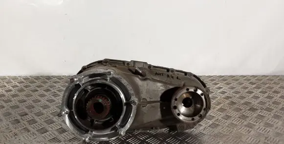 Gearbox transfer box case