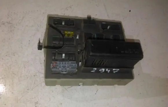 Ford Focus Fuse box set 518251806 98ag14r07306