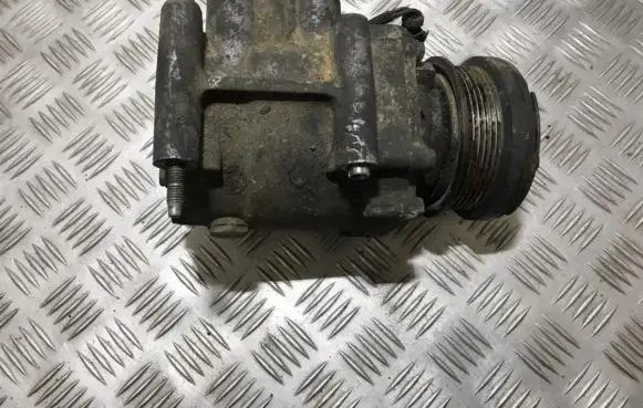 Ford Focus Air conditioning (A/C) compressor (pump) xs4h19d647ab xs4h-19d647-ab