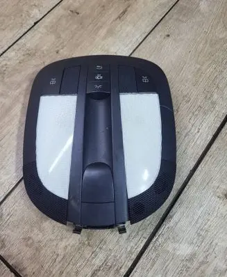 Mercedes-Benz ML W164 Front seat light A1648700758 28096526 29400759922