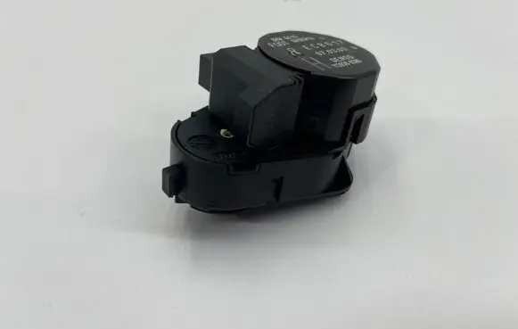 BMW Z4 E85 E86 Air flap motor/actuator ECB617 6919141 1139300380